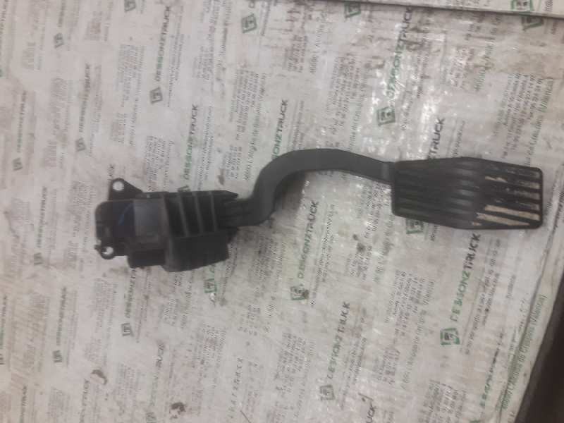 Recambio de potenciometro pedal para opel corsa d catch me referencia OEM IAM 55702020 6 PINS 