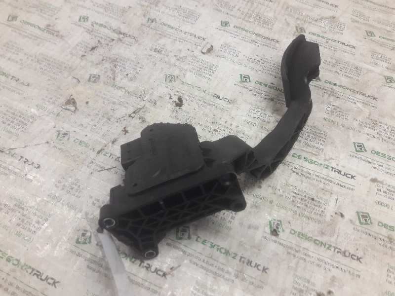 Recambio de potenciometro pedal para opel corsa d catch me referencia OEM IAM 55702020 6 PINS 