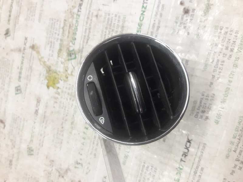 Recambio de difusor calefaccion para peugeot 308 confort referencia OEM IAM 9655994177 DERECHO 