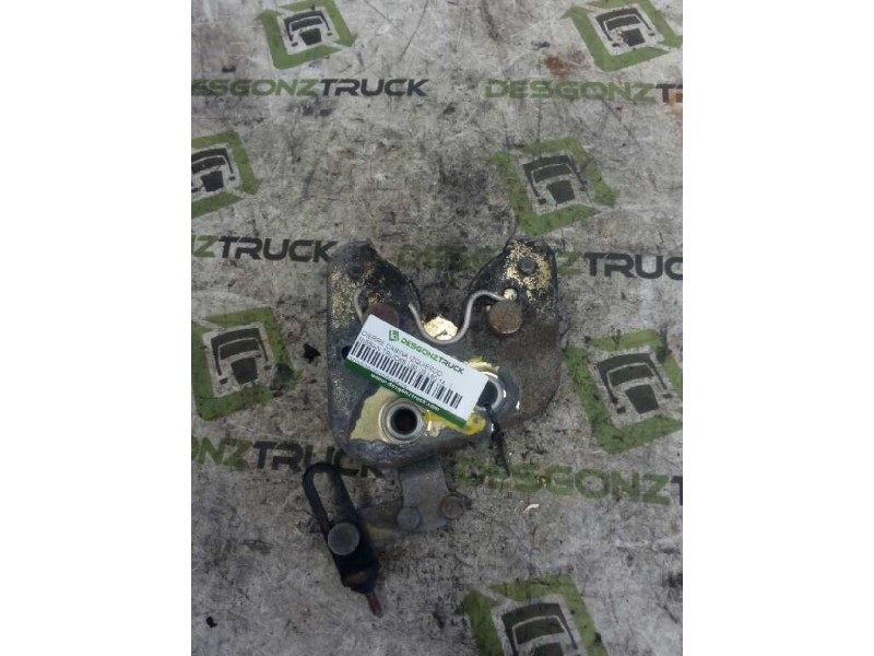 Recambio de cierre cabina izquierdo para nissan trucks l80.09 l80.14 referencia OEM IAM   