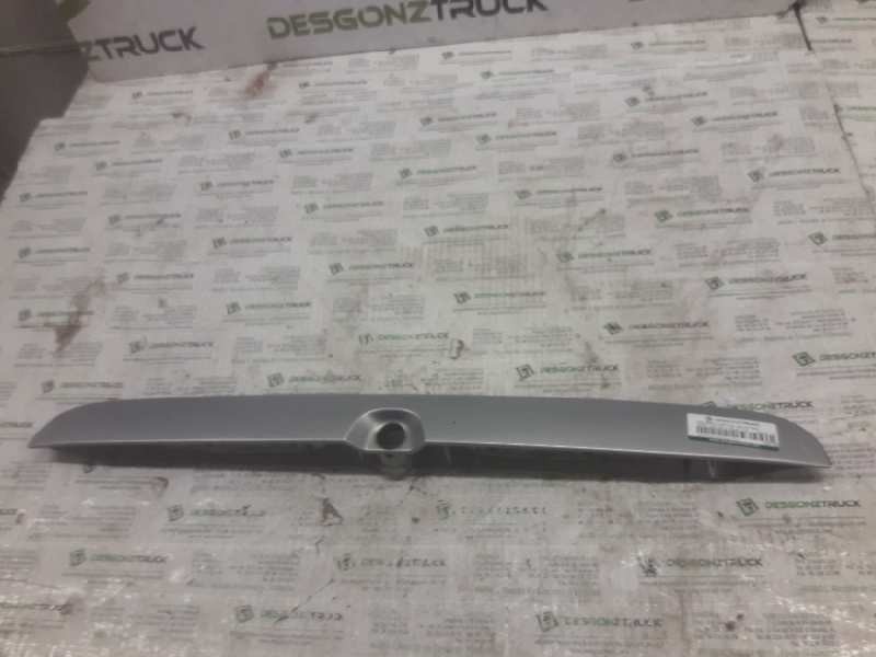 Recambio de asidero porton maletero para opel zafira a blue line referencia OEM IAM 90579631  