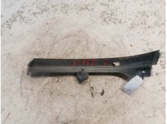 Recambio de moldura para opel zafira a elegance referencia OEM IAM 90580652 BAJO FARO DERECHO  2