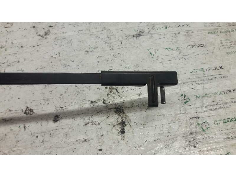 Recambio de brazo limpia delantero izquierdo para peugeot 407 st confort referencia OEM IAM   