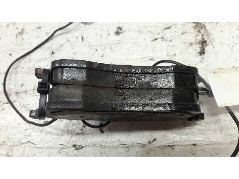 Recambio de pastillas de freno delanteras para peugeot 407 st confort referencia OEM IAM   