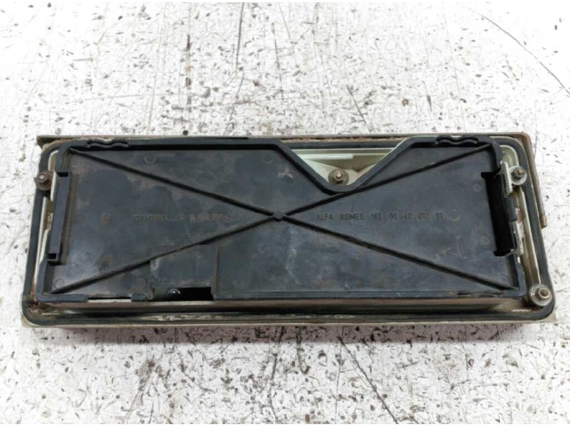 Recambio de piloto trasero izquierdo para alfa romeo 90 referencia OEM IAM   