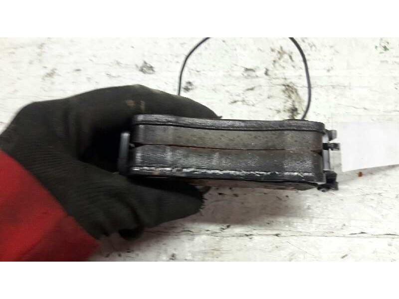 Recambio de pastillas de freno delanteras para peugeot 407 st confort referencia OEM IAM   