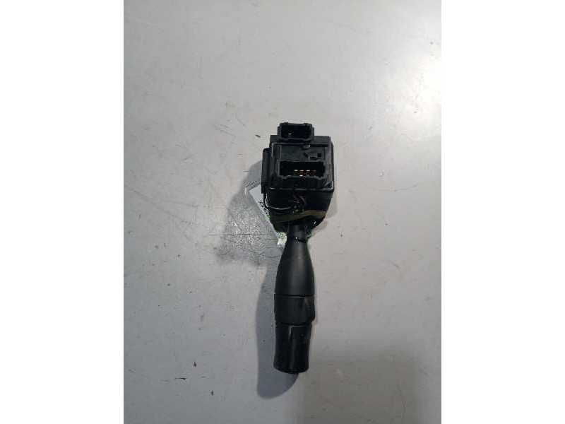 Recambio de mando intermitentes para renault magnum ab 2005 12.8 diesel referencia OEM IAM 5010589561  