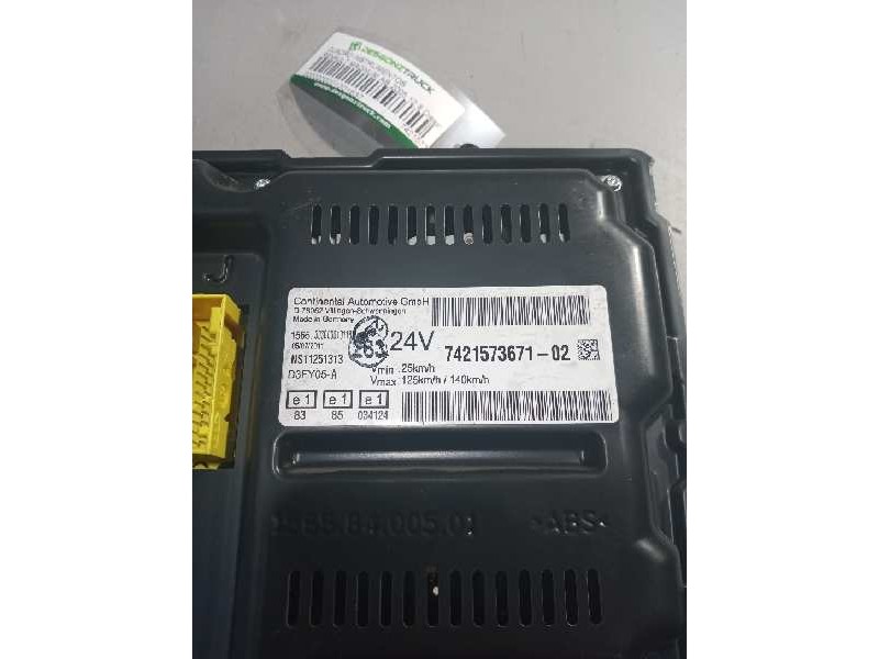 Recambio de cuadro instrumentos para renault magnum ab 2005 12.8 diesel referencia OEM IAM 7421573671 7422185292 