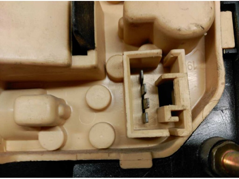 Recambio de piloto trasero derecho para alfa romeo 33 berlina 1.5 referencia OEM IAM   