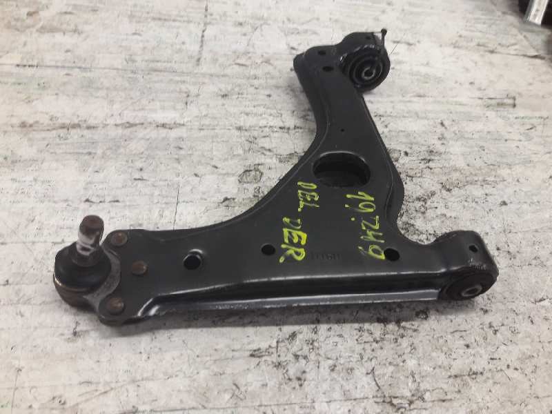 Recambio de brazo suspension inferior delantero derecho para opel astra gtc cosmo referencia OEM IAM 09I11  