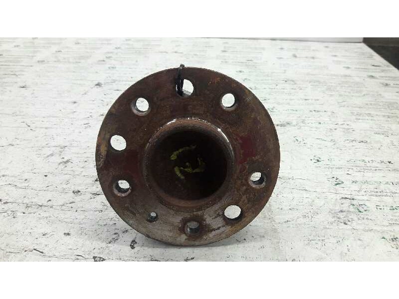 Recambio de buje trasero izquierdo para opel zafira b 1.9 cdti referencia OEM IAM   