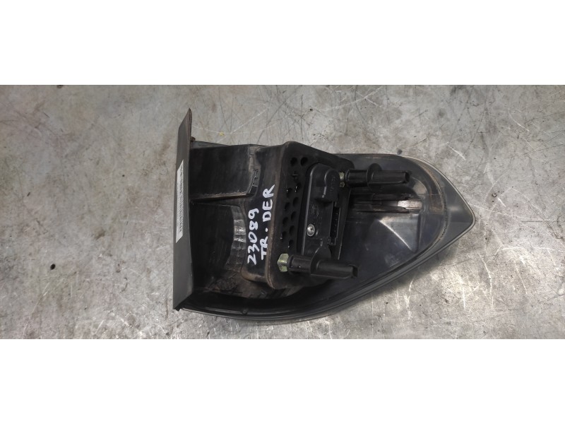 Recambio de piloto trasero derecho para ford s-max (ca1) titanium referencia OEM IAM   4 PINS