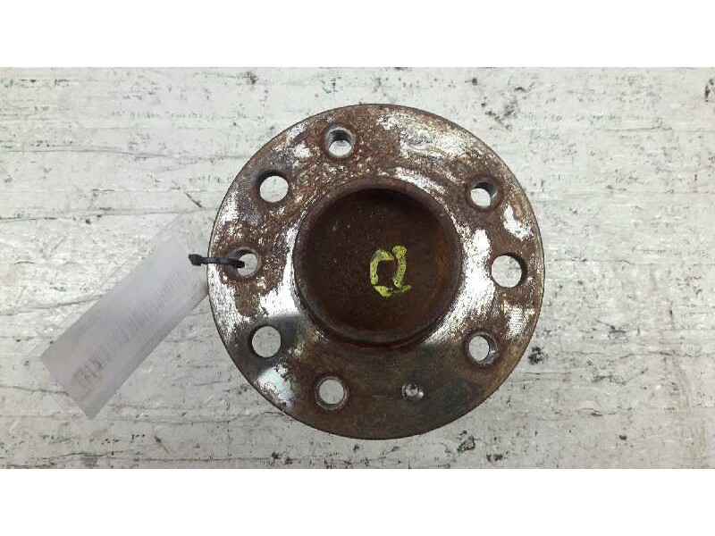 Recambio de buje trasero derecho para opel zafira b 1.9 cdti referencia OEM IAM   