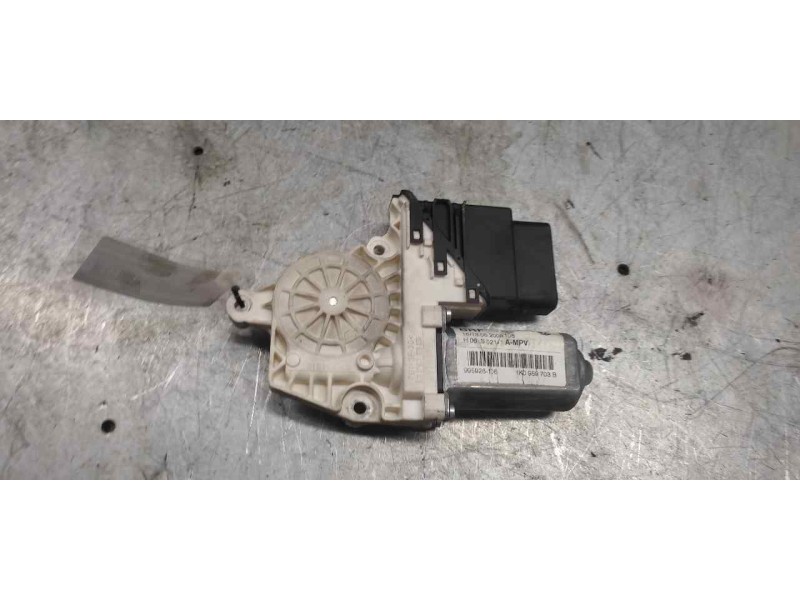 Recambio de motor elevalunas trasero izquierdo para volkswagen touran (1t1) advance referencia OEM IAM 1K0959703B 993424100 