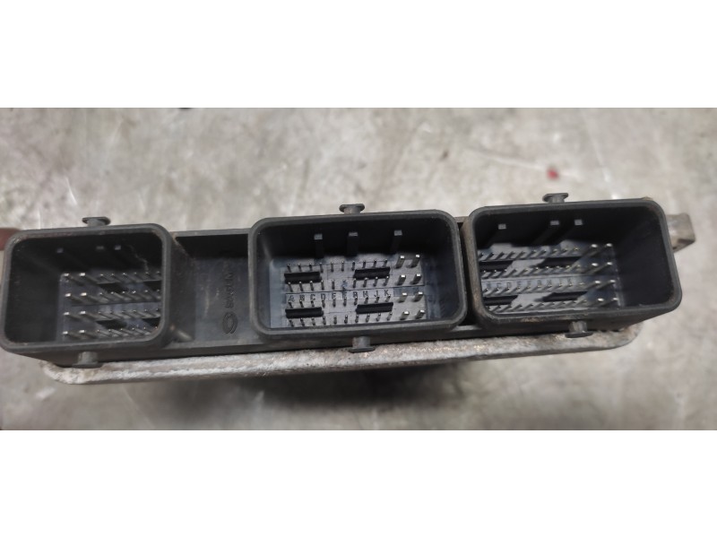 Recambio de centralita motor uce para renault scenic ii authentique referencia OEM IAM 8200321263 8200687138 