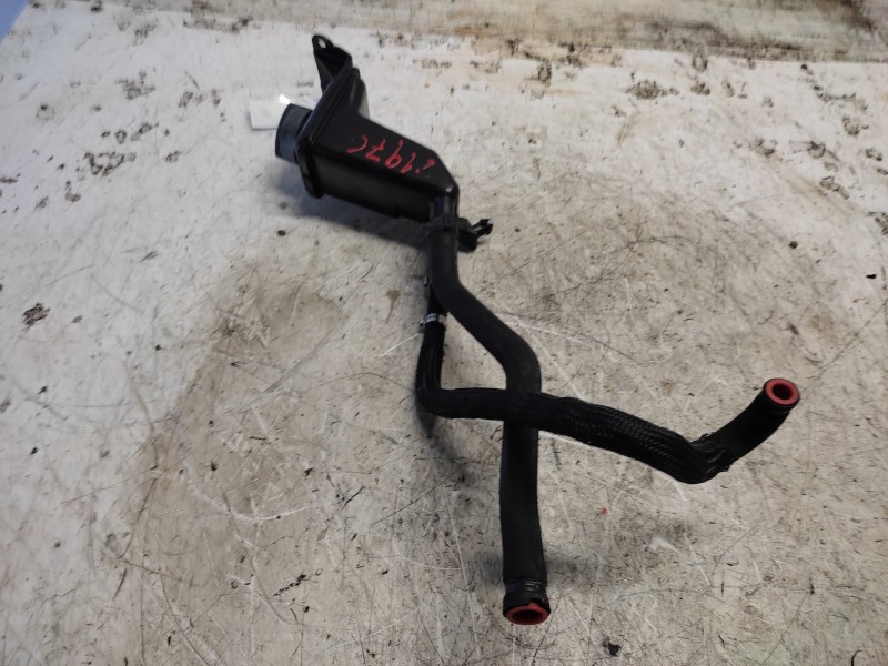 Recambio de deposito de direccion para audi a4 berlina (8e) 1.9 tdi referencia OEM IAM 8E0422373B  