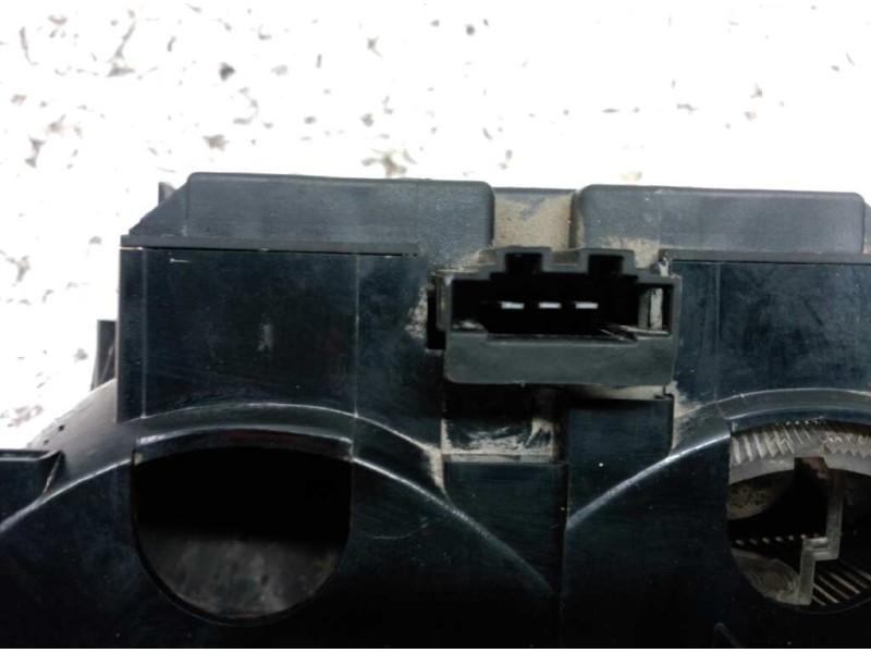 Recambio de piloto trasero derecho para seat toledo (1l) base referencia OEM IAM  INTERIOR O PORTON 