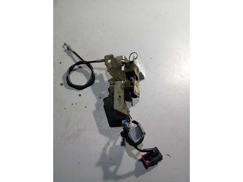 Recambio de cerradura puerta delantera derecha para renault magnum ab 2005 12.8 diesel referencia OEM IAM 7482280160  