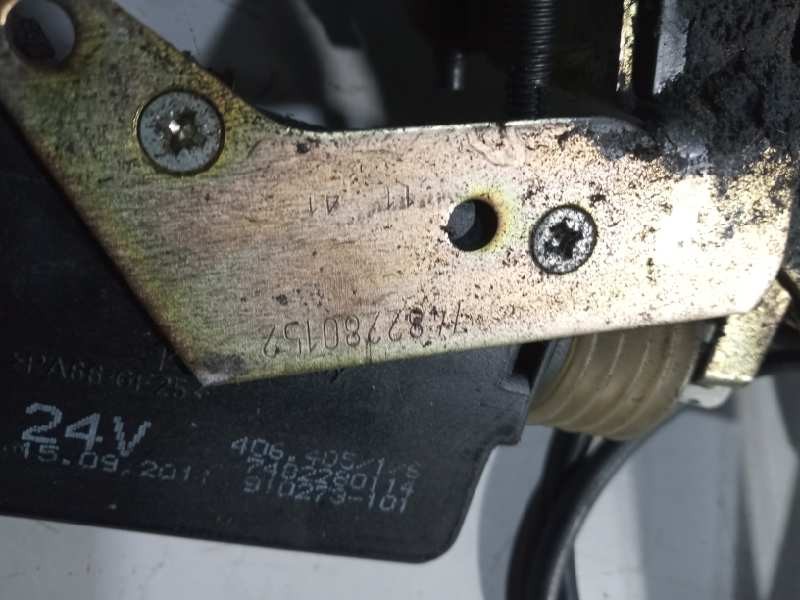 Recambio de cerradura puerta delantera derecha para renault magnum ab 2005 12.8 diesel referencia OEM IAM 7482280160  