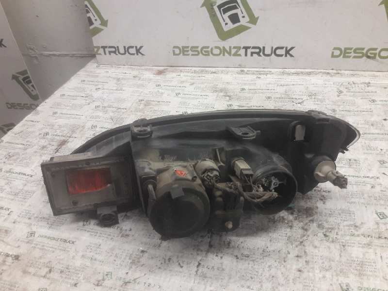 Recambio de faro derecho para nissan primera berlina (p11) gx referencia OEM IAM   