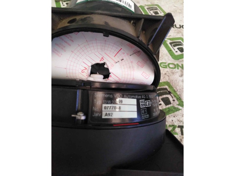 Recambio de tacografo para scania serie 3 (p 93-210) referencia OEM IAM 13182709 0777088 