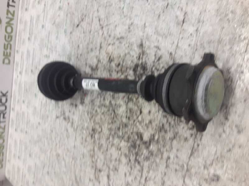 Recambio de transmision delantera derecha para audi a4 berlina (b5) 2.5 tdi referencia OEM IAM 8D0407272CM  