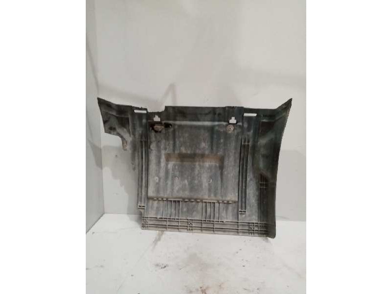 Recambio de guardabarros trasero derecho para renault magnum ab 2005 12.8 diesel referencia OEM IAM   