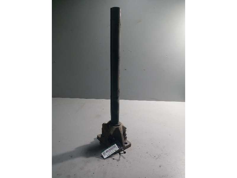 Recambio de soporte guardabarros trasero para renault magnum ab 2005 12.8 diesel referencia OEM IAM DERECHO  