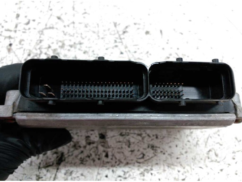 Recambio de centralita motor uce para opel astra g berlina elegance referencia OEM IAM 24417 B01013182021069 0281010267