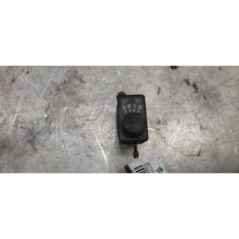 Recambio de boton regulacion de faros para nissan terrano/terrano.ii (r20) aventura referencia OEM IAM 251900F000 4 PINS 
