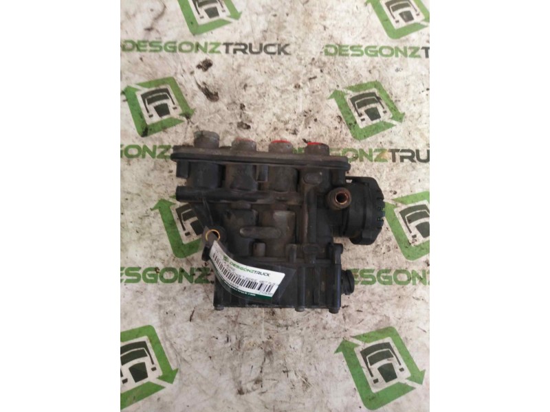Recambio de valvula aire para renault serie t fg 4x2 cabina high-sleeper referencia OEM IAM 21083657 K019820 