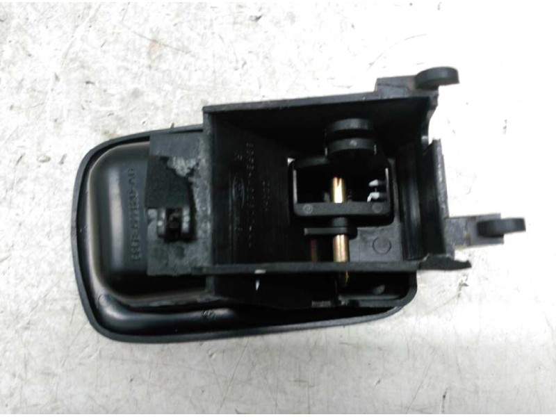 Recambio de maneta interior trasera derecha para ford fiesta berlina ghia referencia OEM IAM   