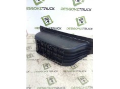 Recambio de estribo derecho para renault trucks mascott 160 dxi referencia OEM IAM    2