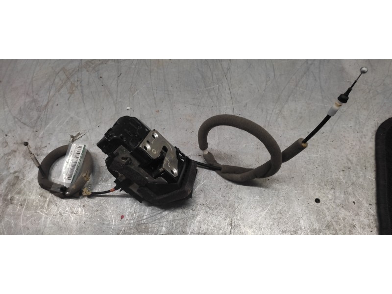 Recambio de cerradura puerta trasera izquierda para nissan qashqai (j11) acenta referencia OEM IAM   3 PINS