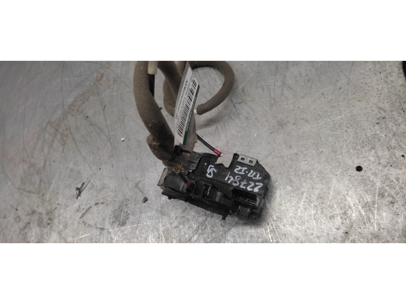 Recambio de cerradura puerta trasera izquierda para nissan qashqai (j11) acenta referencia OEM IAM   3 PINS