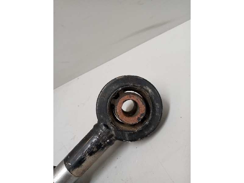 Recambio de brazo elevacion cabina para man tgx 18.xxx 12.4 diesel referencia OEM IAM 81417236124 81417236138 