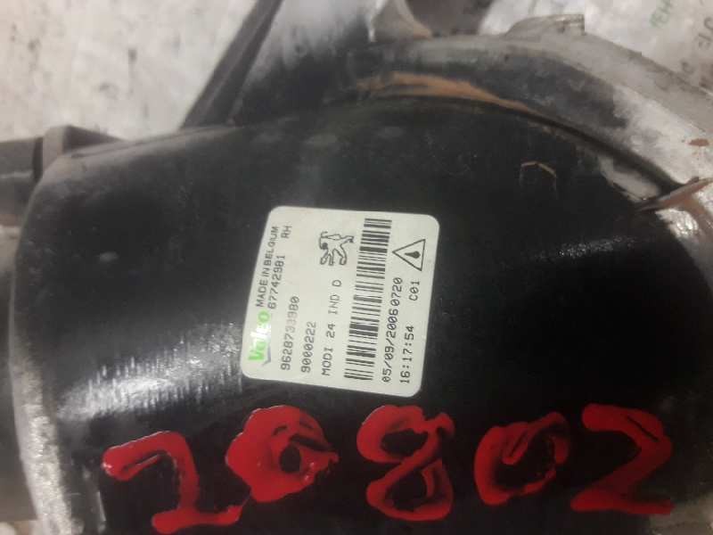 Recambio de faro antiniebla derecho para peugeot 206 sw xs referencia OEM IAM 9628733980  