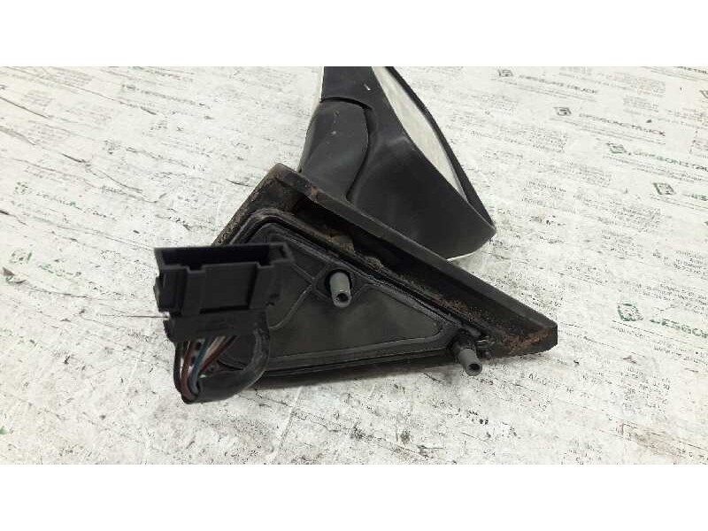 Recambio de retrovisor izquierdo para volkswagen golf iii berlina (1h1) s referencia OEM IAM   