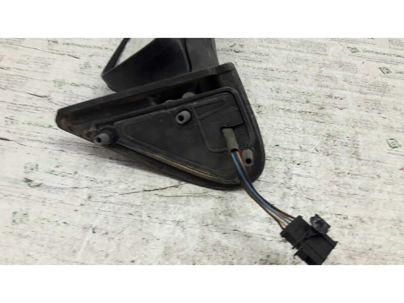 Recambio de retrovisor derecho para volkswagen golf iii berlina (1h1) s referencia OEM IAM   