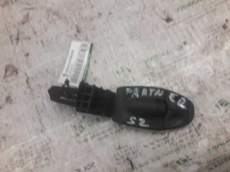 Recambio de mando volante para peugeot partner (s2) combi plus referencia OEM IAM 9641796480  