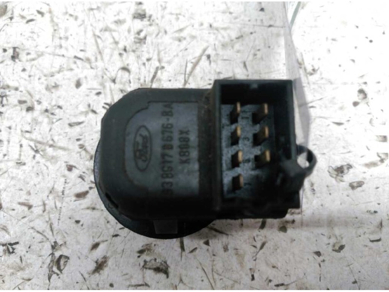 Recambio de mando retrovisor para ford focus berlina (cak) ghia referencia OEM IAM 93BG17B676BA  