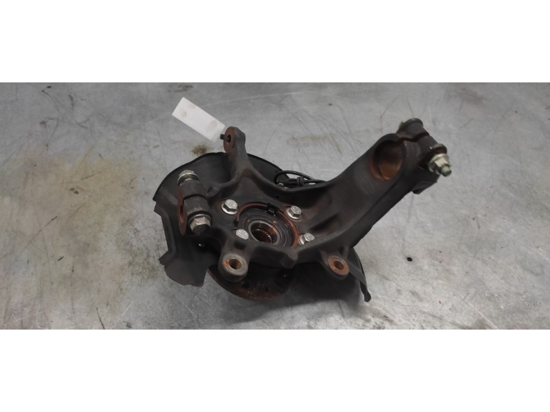 Recambio de mangueta delantera izquierda para nissan qashqai (j11) acenta referencia OEM IAM   