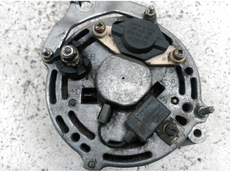 Recambio de alternador para peugeot 205 berlina 1.4 generation referencia OEM IAM 9930621 0120489393 