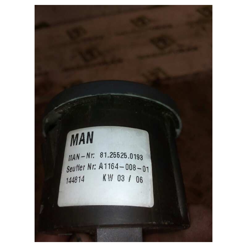 Recambio de mando luces para man tg - a 18.xxx fg / bb   (e3/e4) l referencia OEM IAM 81255250193  