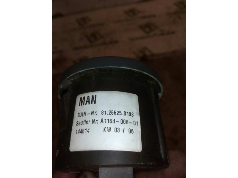 Recambio de mando luces para man tg - a 18.xxx fg / bb   (e3/e4) l referencia OEM IAM 81255250193  