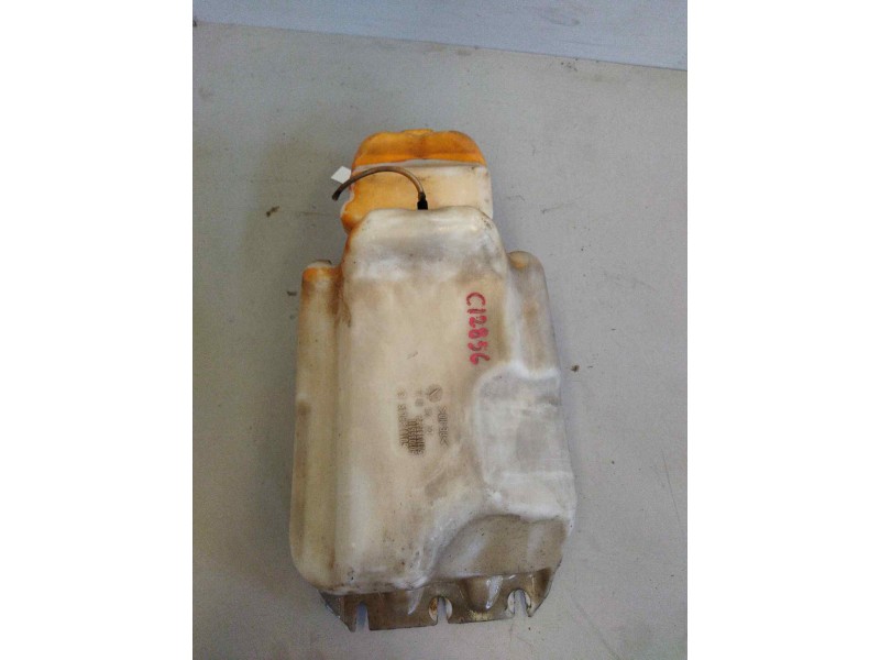 Recambio de deposito limpia para renault midlum 4.2 diesel referencia OEM IAM 5010293415 5010355111 5010392728