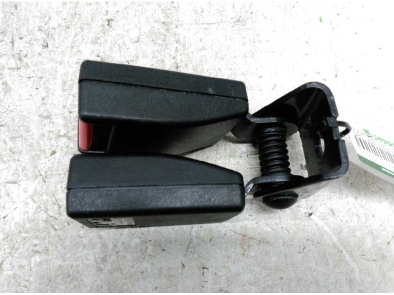 Recambio de enganche de cinturon trasero para opel zafira a blue line referencia OEM IAM   