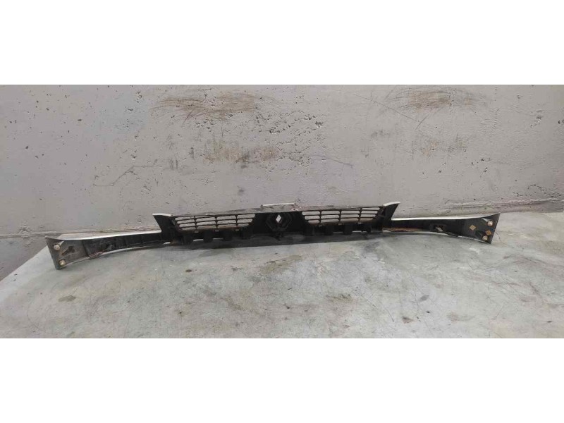 Recambio de rejilla delantera central para renault kangoo (f/kc0) alize referencia OEM IAM   