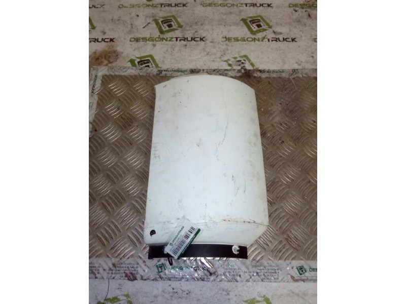 Recambio de deflector derecho para nissan trucks atleon 120 referencia OEM IAM 623809X000  