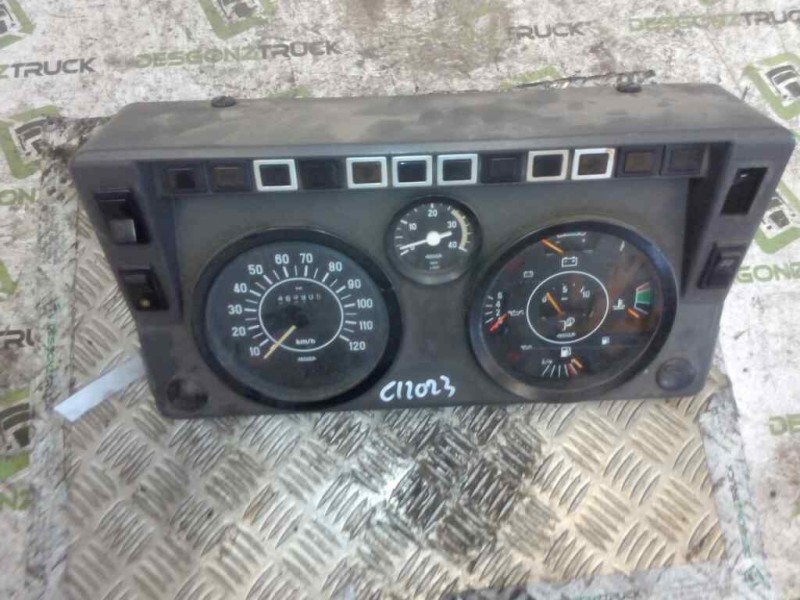 Recambio de cuadro instrumentos para nissan trucks l35.09 ... referencia OEM IAM   